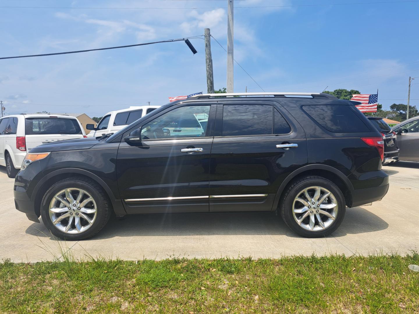 2015 Black Ford Explorer XLT 4WD (1FM5K8D84FG) with an 3.5L V6 DOHC 24V engine, 6-Speed Automatic transmission, located at 1181 Aurora Rd, Melbourne, FL, 32935, (321) 241-1100, 28.132914, -80.639175 - Photo#0